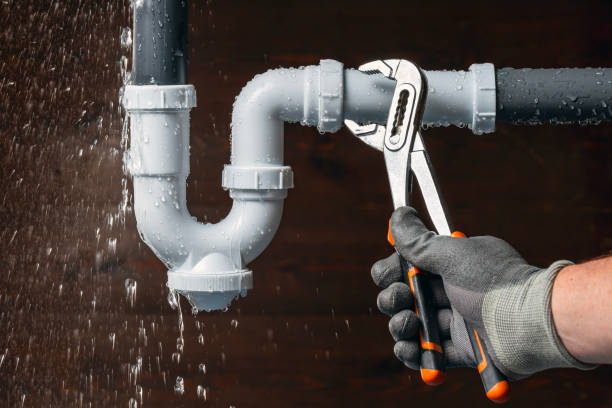 Professional Sewer Line Repair technician working in Summerland, CA
